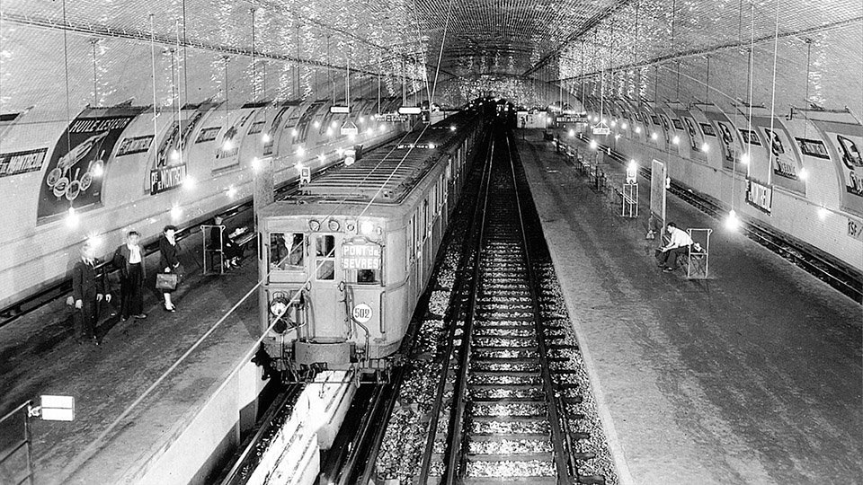 Inauguración de la primera línea de metro de París (DESCUBRIPARIS)