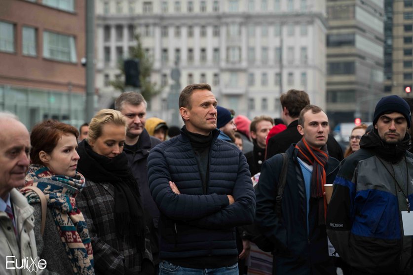 Aleksei Navalniy junto a su esposa