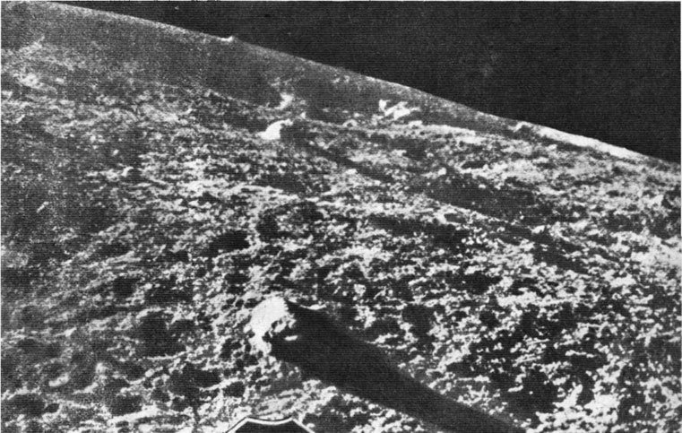 Primera imagen de la sueprficie lunar