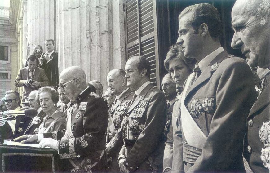 1975-sept-franco-juancarlos