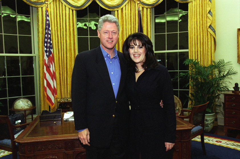 Clinton junto a Lewinsky